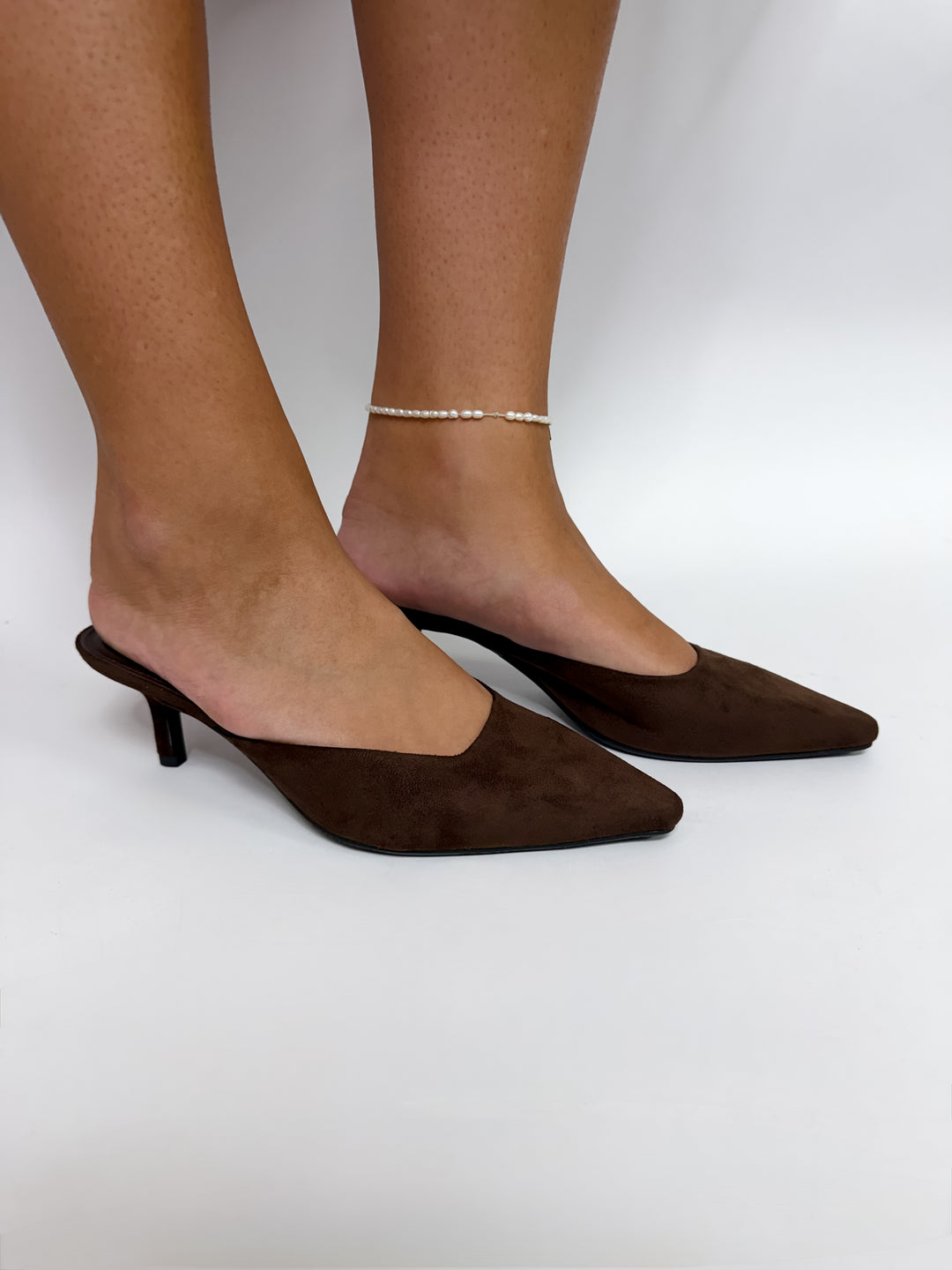 Lloyd Chocolate Suede Kitten Heels