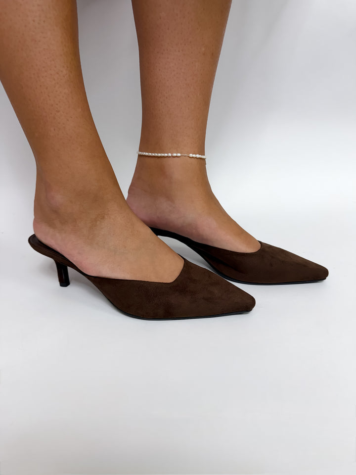 Lloyd Chocolate Suede Kitten Heels