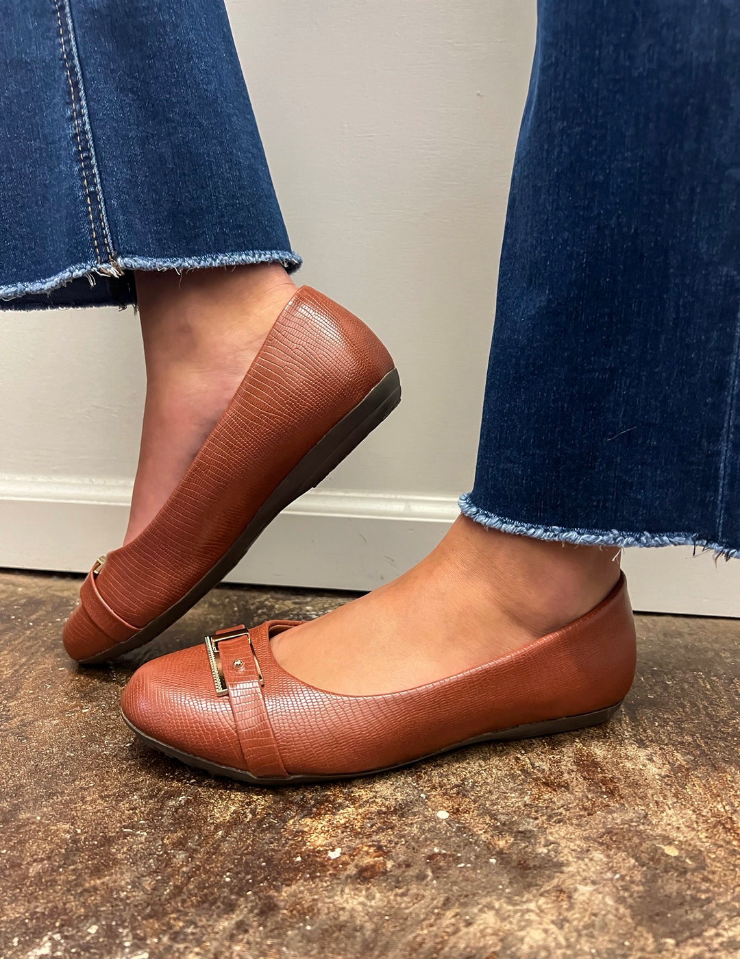Kiana Cognac Flats